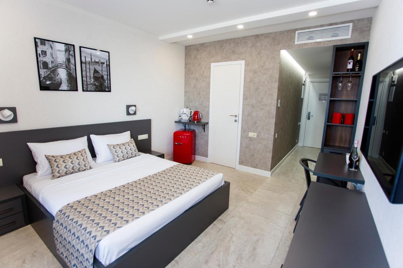 Betta premium apartaments Aliance palace Batumi Esterno foto